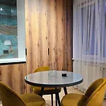 Carpathian View Green Apartment Apartament