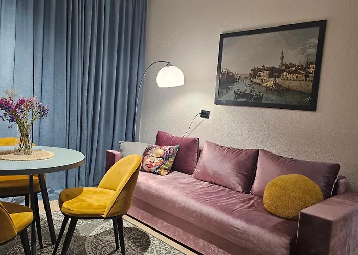 Carpathian View Green Apartment